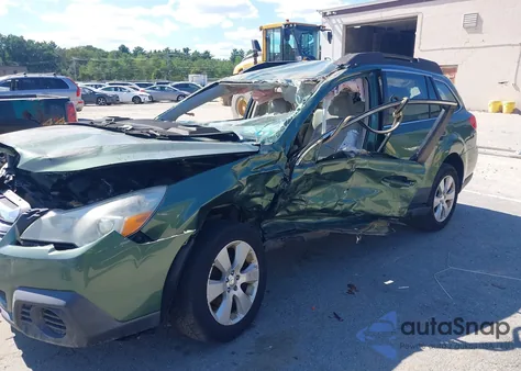 2013 Subaru Outback 2.5I from USA, damaged, VIN 4S4BRBAC4D3201712